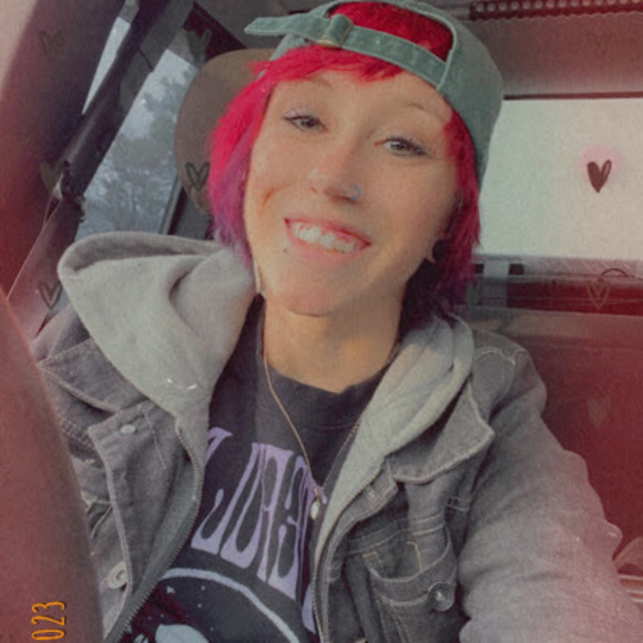 Meet your Posher, Kels - Picture 1 of 1